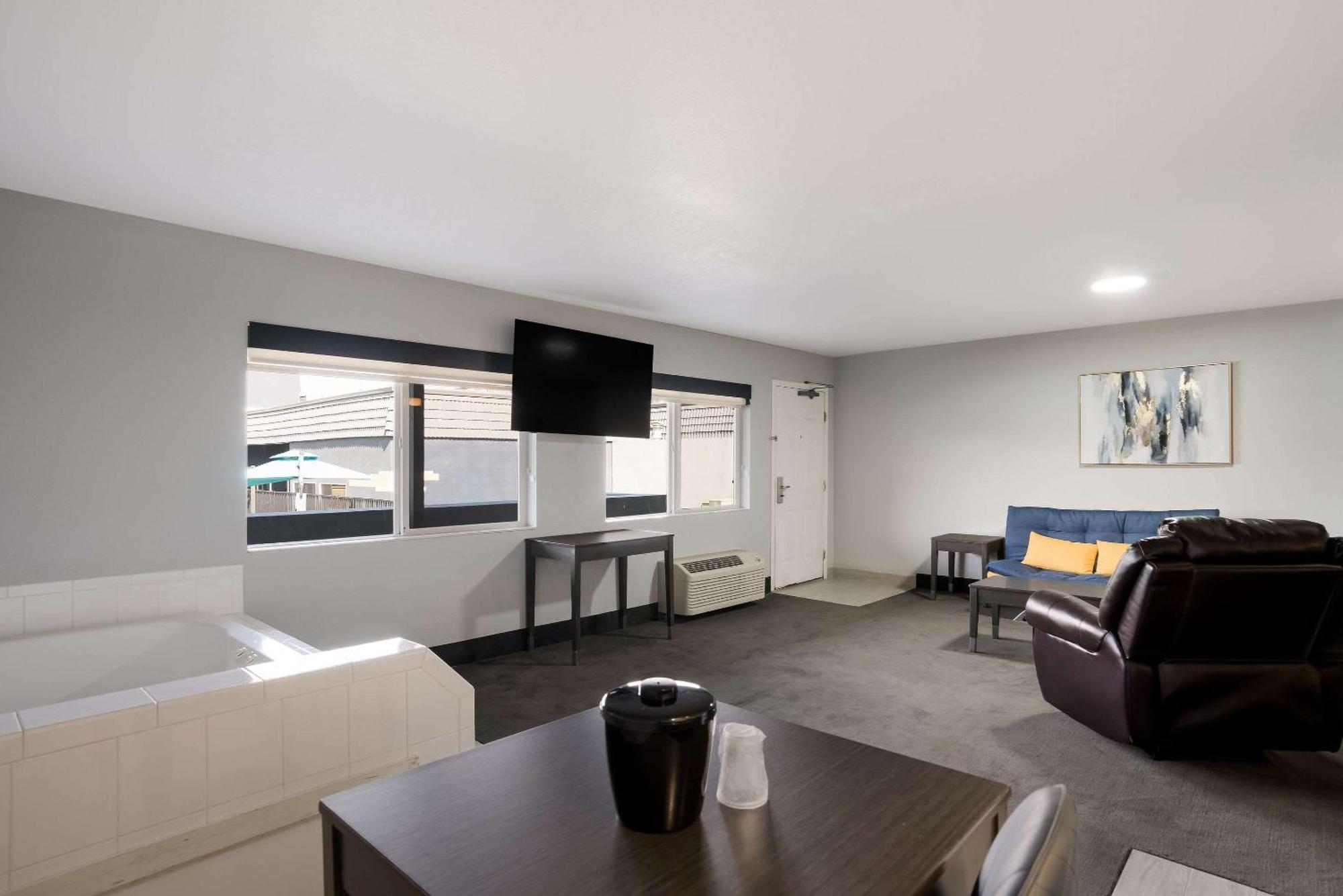 Richland Riverfront Hotel And Conference Center, Ascend Hotel Collection Экстерьер фото